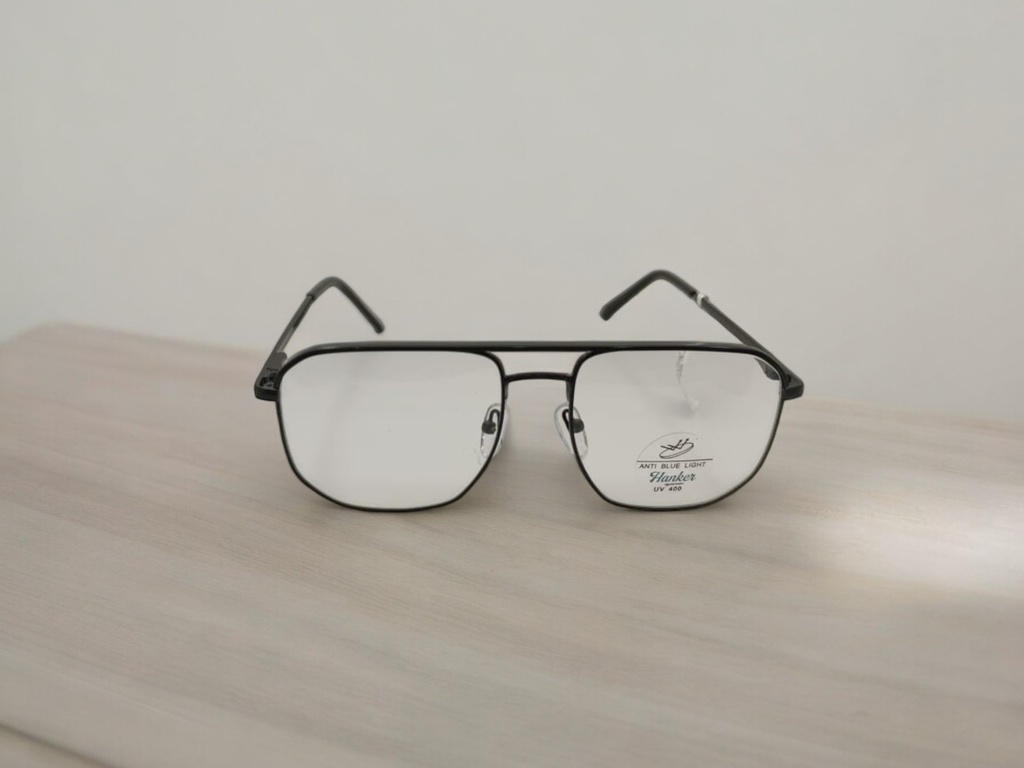 UL175518_03-Photoroom